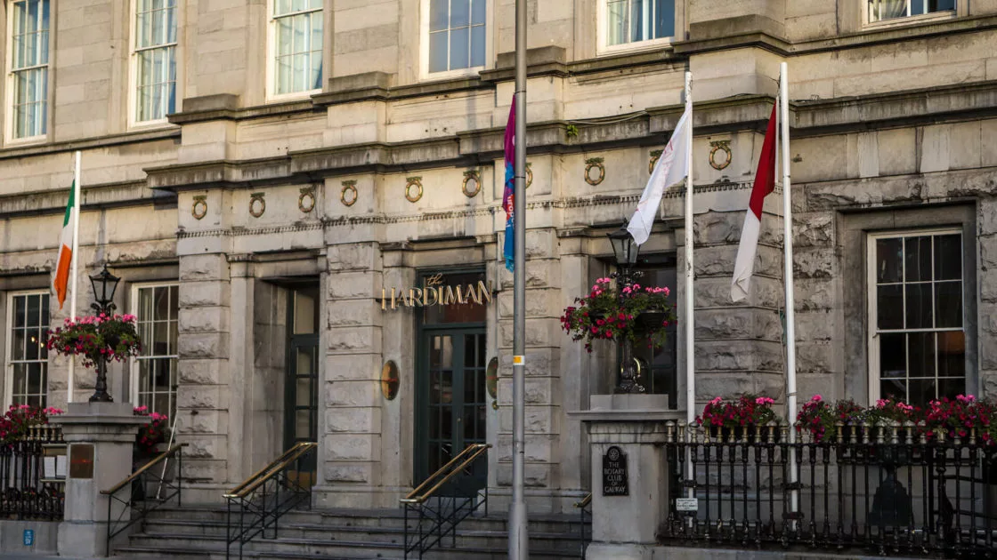 eyre-square-4