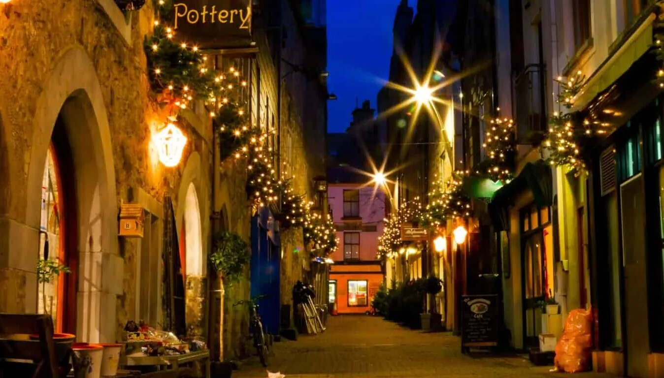 Old,Galway,City,Street,kerwan’s,Lane,decorated,With,Christmas,Lights,night,Scene
