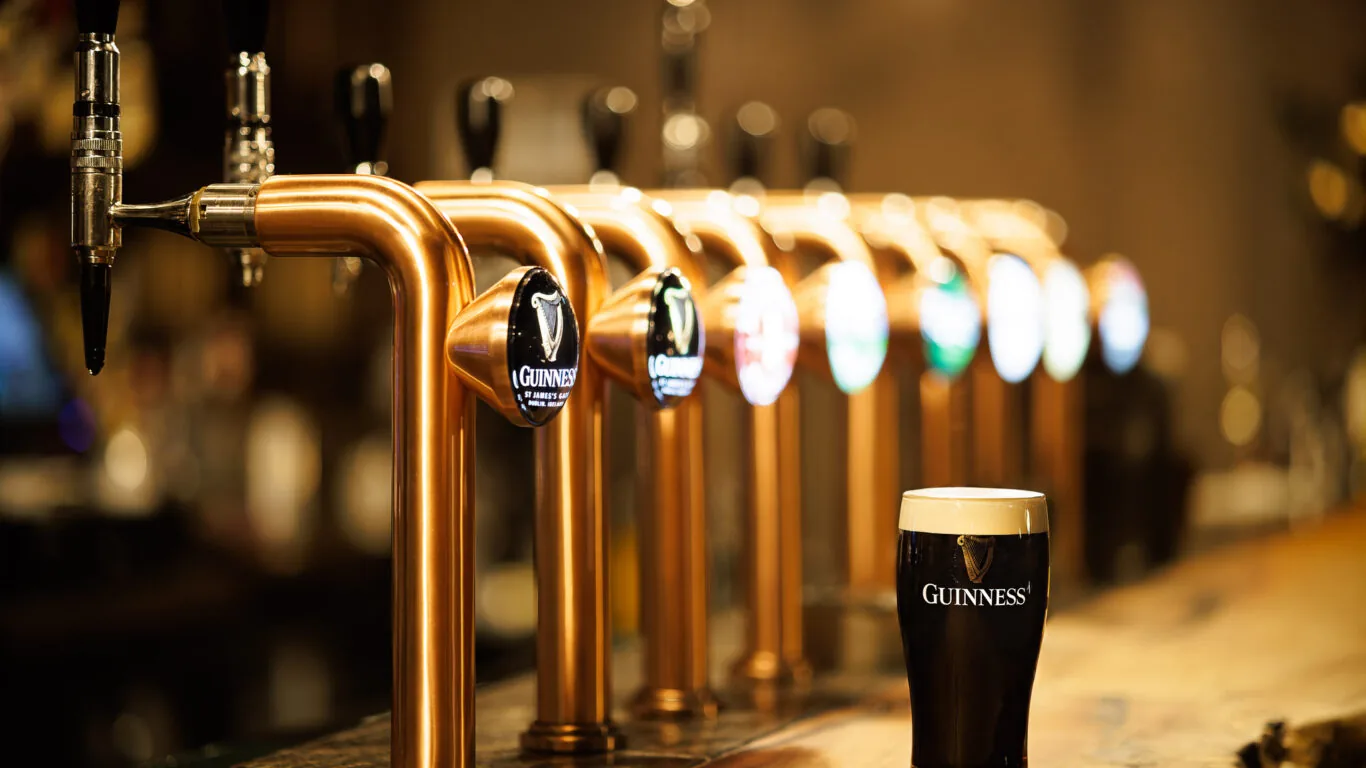 Daniel Geesen Photography &ndash; The Hardiman MacNeills &ndash; For Web 2048px &ndash; 2023-12-06-16.06.49-2